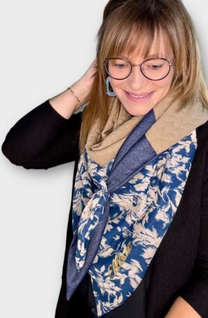 Ellécie crée des foulards élégants et uniques pour les femmes, alliant qualité et créativité. Chaque foulard est conçu en édition limitée avec une attention particulière à l’éthique et à l’originalité, offrant un accessoire qui permet à chaque femme de se sentir spéciale.